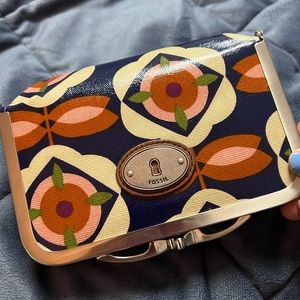 Fossil Key-per Kiss Lock Cosmetic Case